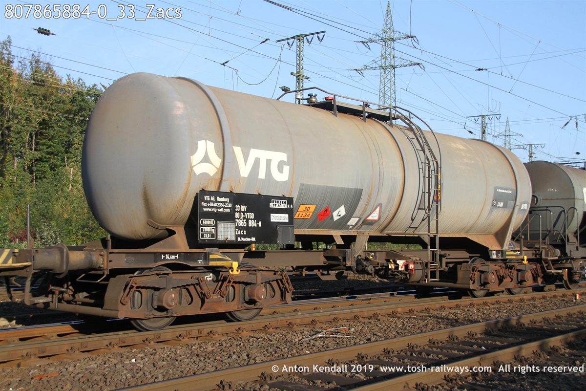 807865884-0_33_Zacs.JPG